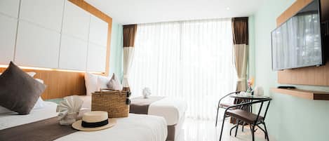 Standard Room | Minibar, desk, blackout drapes, free WiFi