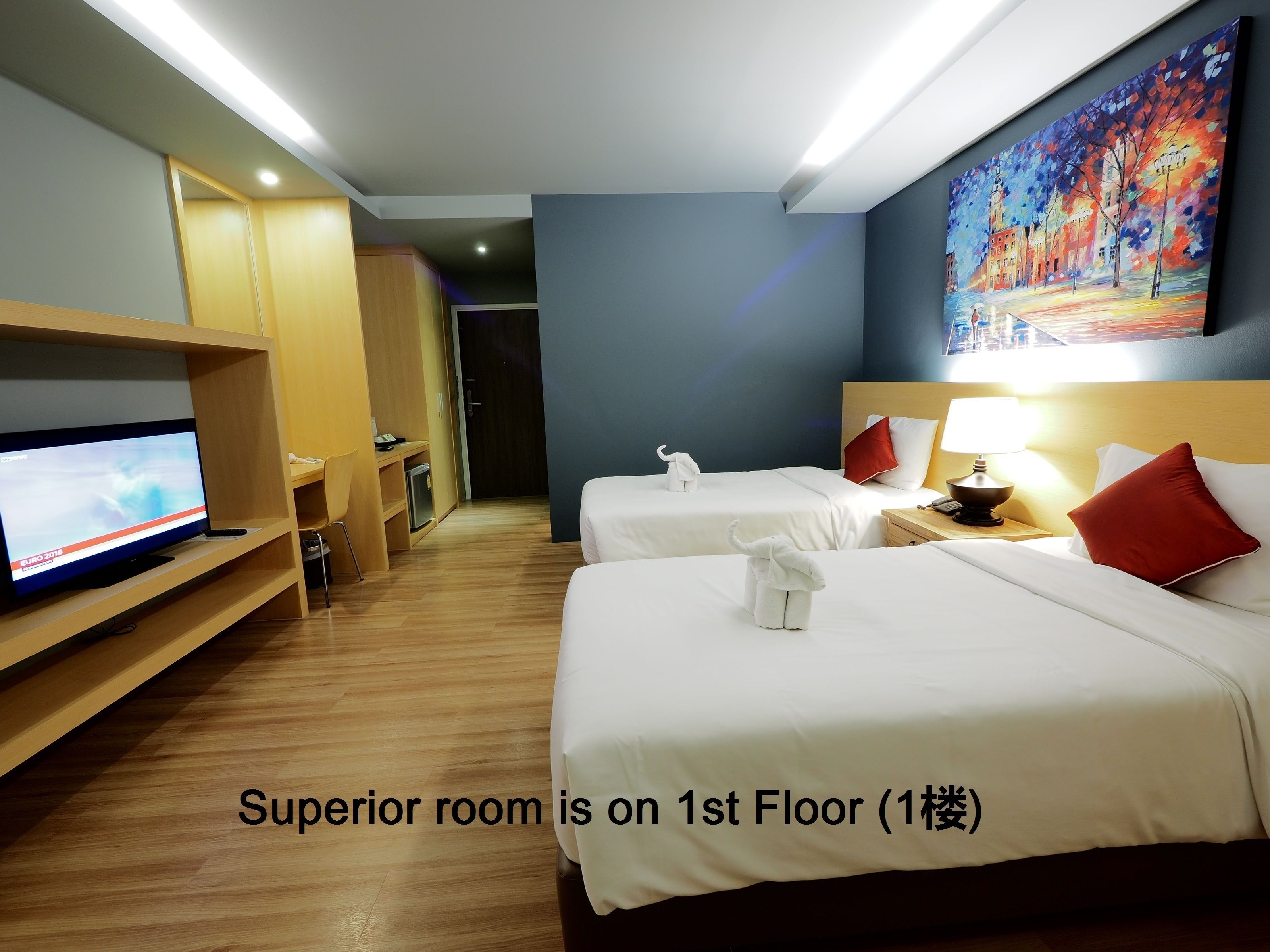 superior twin - first floor | 1 bedroom, in-room safe, desk, free wifi