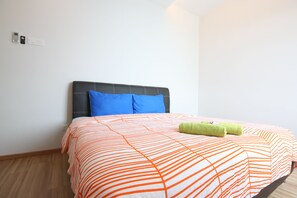 Desk, iron/ironing board, free WiFi