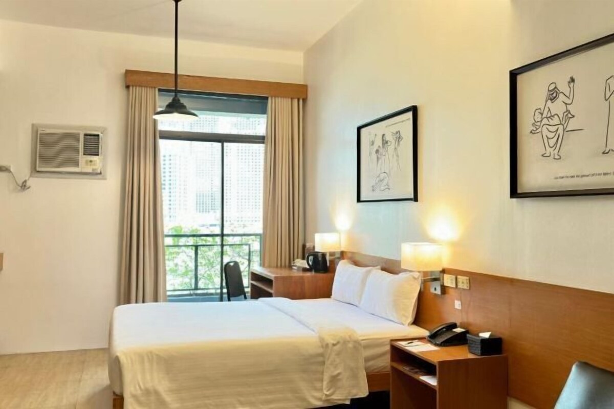 Desk, free WiFi, bed sheets