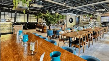 Desayuno buffet (PHP 350 por persona)