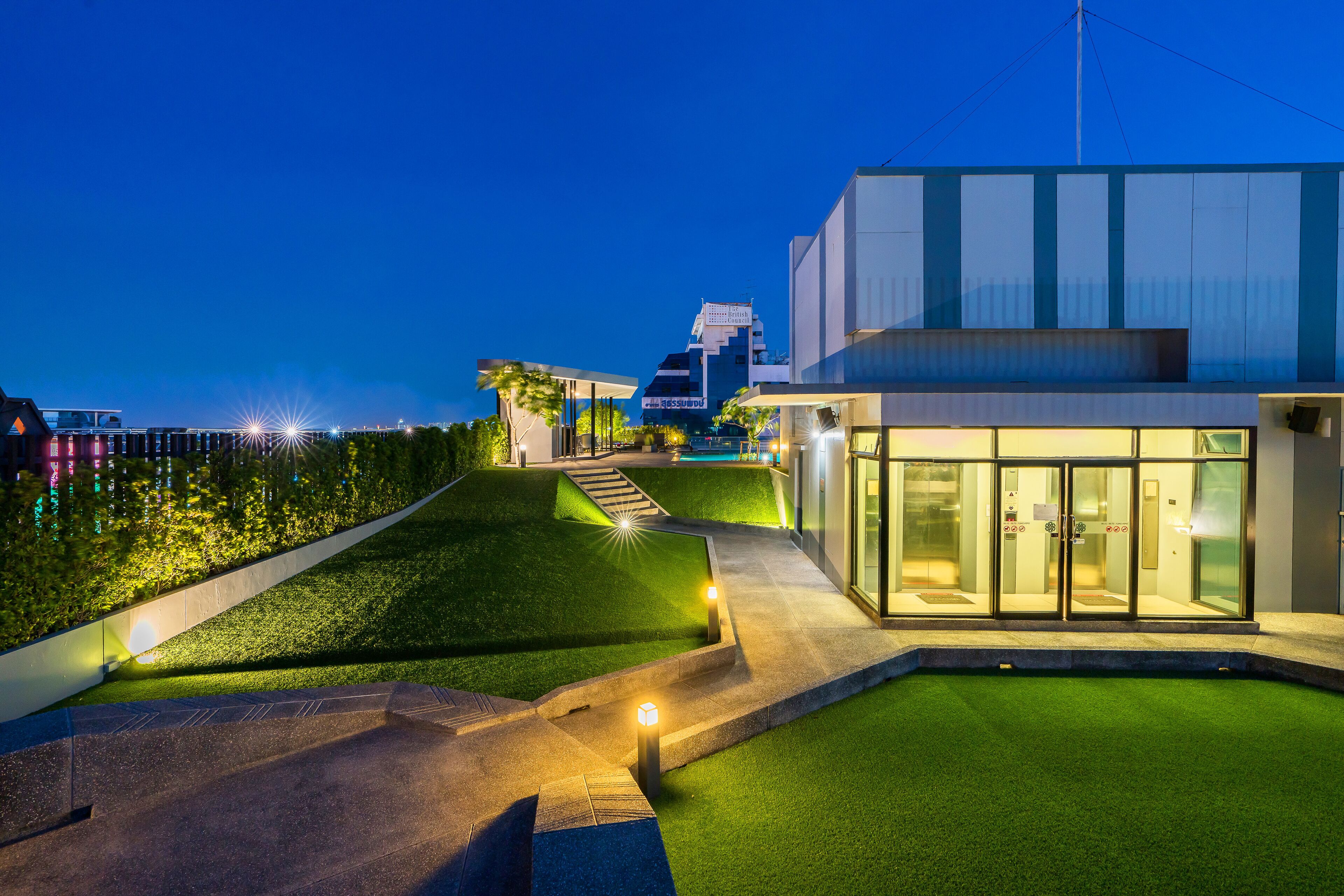 Outdoor pool, open 7:00 AM to 9:00 PM, free pool cabanas, pool loungers