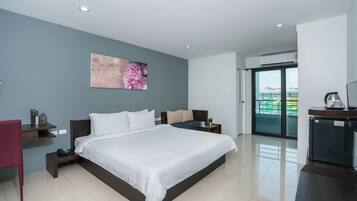 Standard Room | In-room safe, desk, blackout drapes, free WiFi