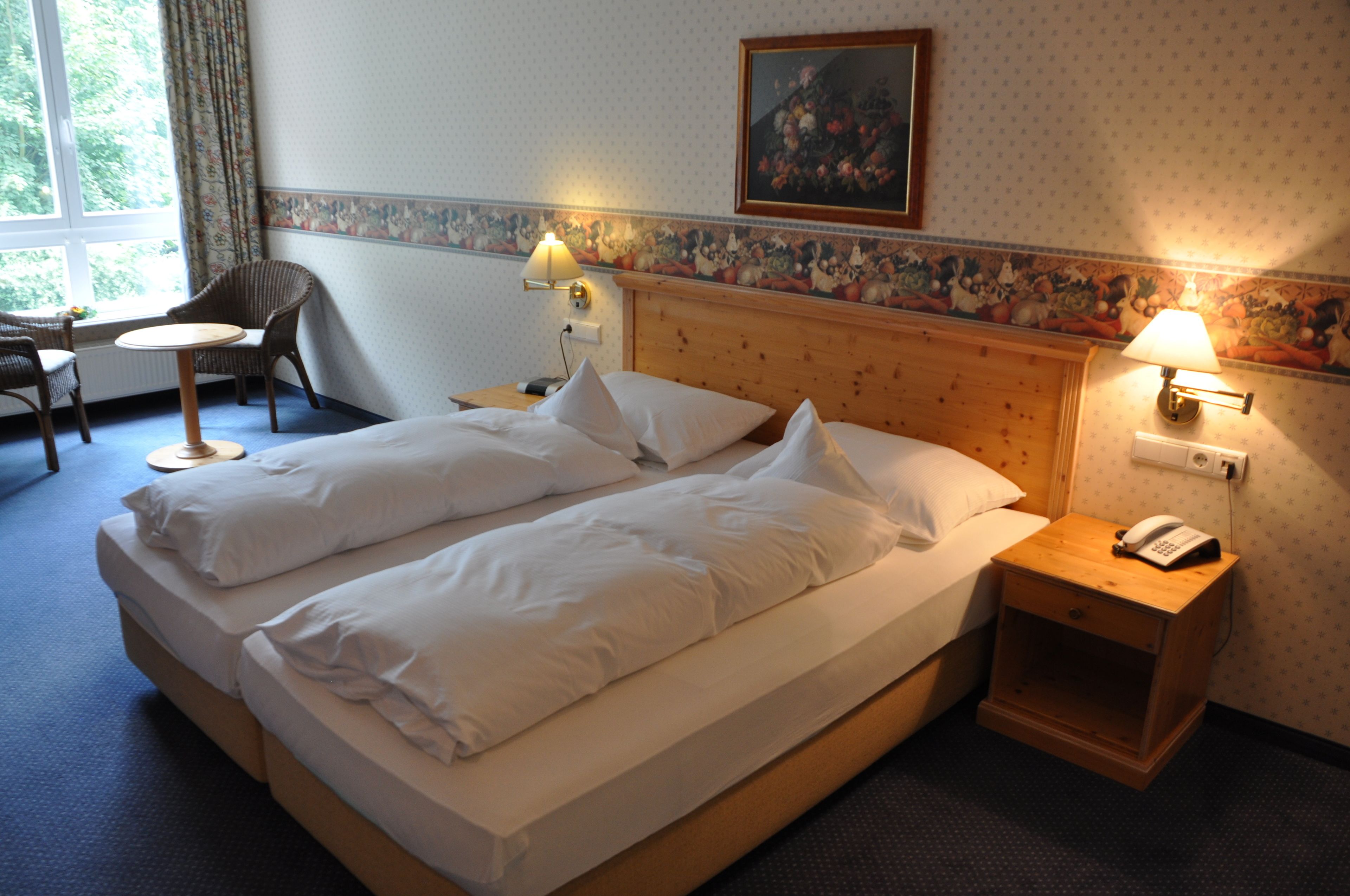 double room | minibar, desk, free wifi, bed sheets