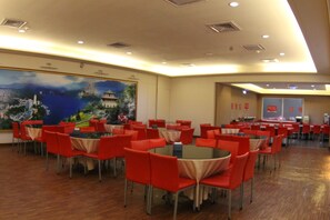 Breakfast area - Long Siang Hotel (Kaohsiung)