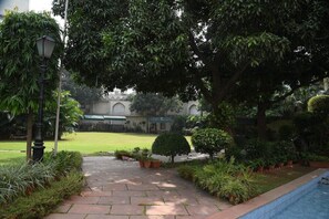 Property grounds - Aveda Kamal Palace Jalandhar (Jalandhar)