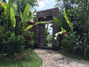 บริเวณภายนอก