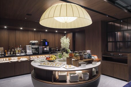 Tokyo Dome Hotel - Image 74