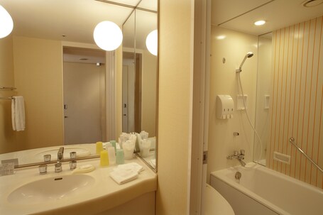 Tokyo Dome Hotel - Image 27