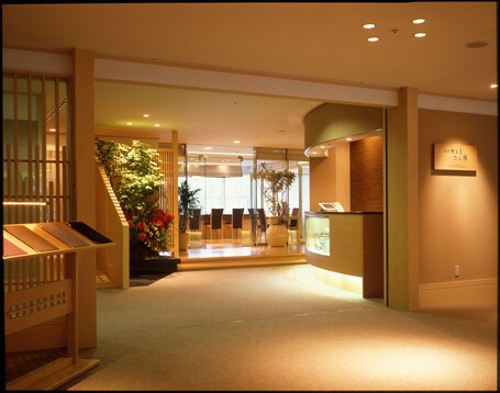 Tokyo Dome Hotel - Image 24