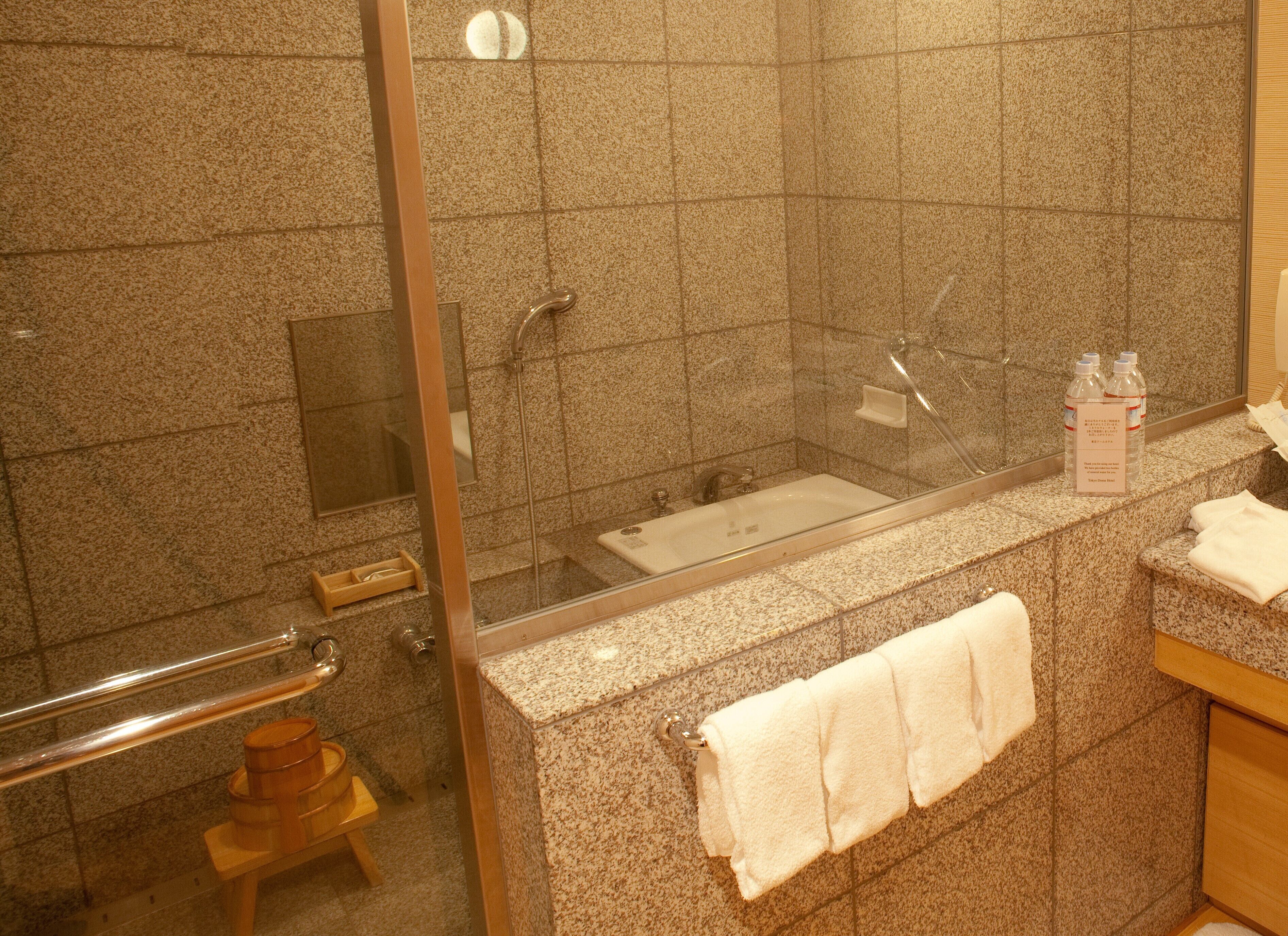 japanese style suite, non smoking, 39f(with breakfast/separate breakfast fee for 6 y/o and under) | bathroom | combined shower/bathtub, free toiletries, hair dryer, slippers