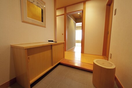 Tokyo Dome Hotel - Image 70