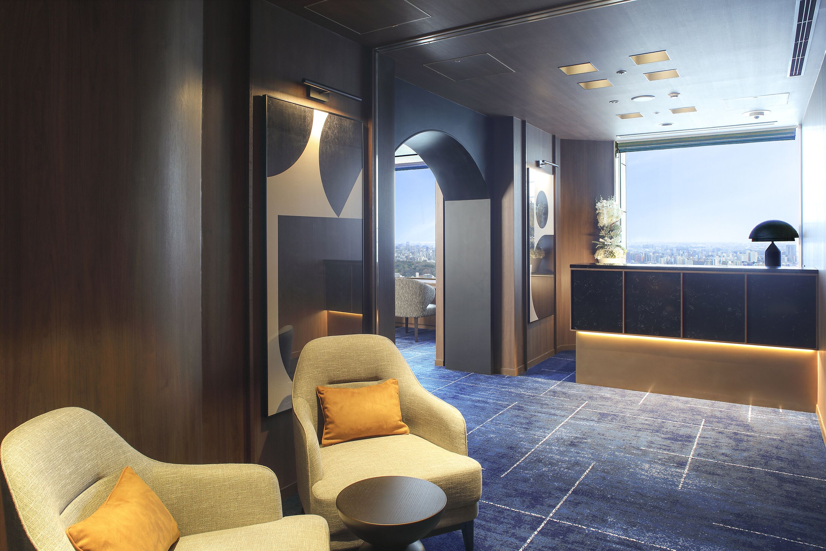 executive double , non smoking, 39-41f(with breakfast/separate breakfast fee for 6 y/o and under) | executive lounge