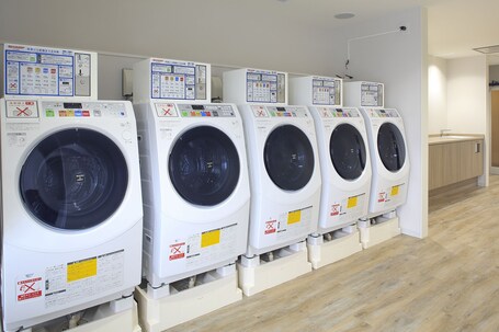 Tokyo Dome Hotel - Image 19