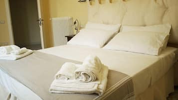 Italienische Bettbezüge von Frette, Daunenbettdecken, Pillowtop-Betten
