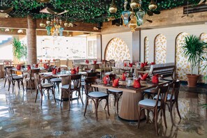 Breakfast, lunch and dinner served - Three Corners Happy Life Beach Resort - All Inclusive (Marsa Alam)