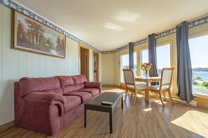 Economy Apartment, Lake View | Desk, blackout drapes, soundproofing, free WiFi