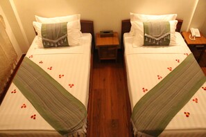 Minibar, in-room safe, desk, rollaway beds