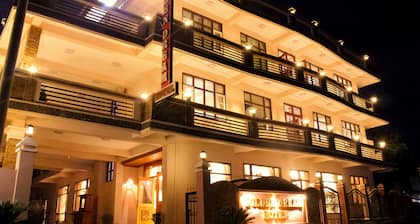 Golden Dream Hotel