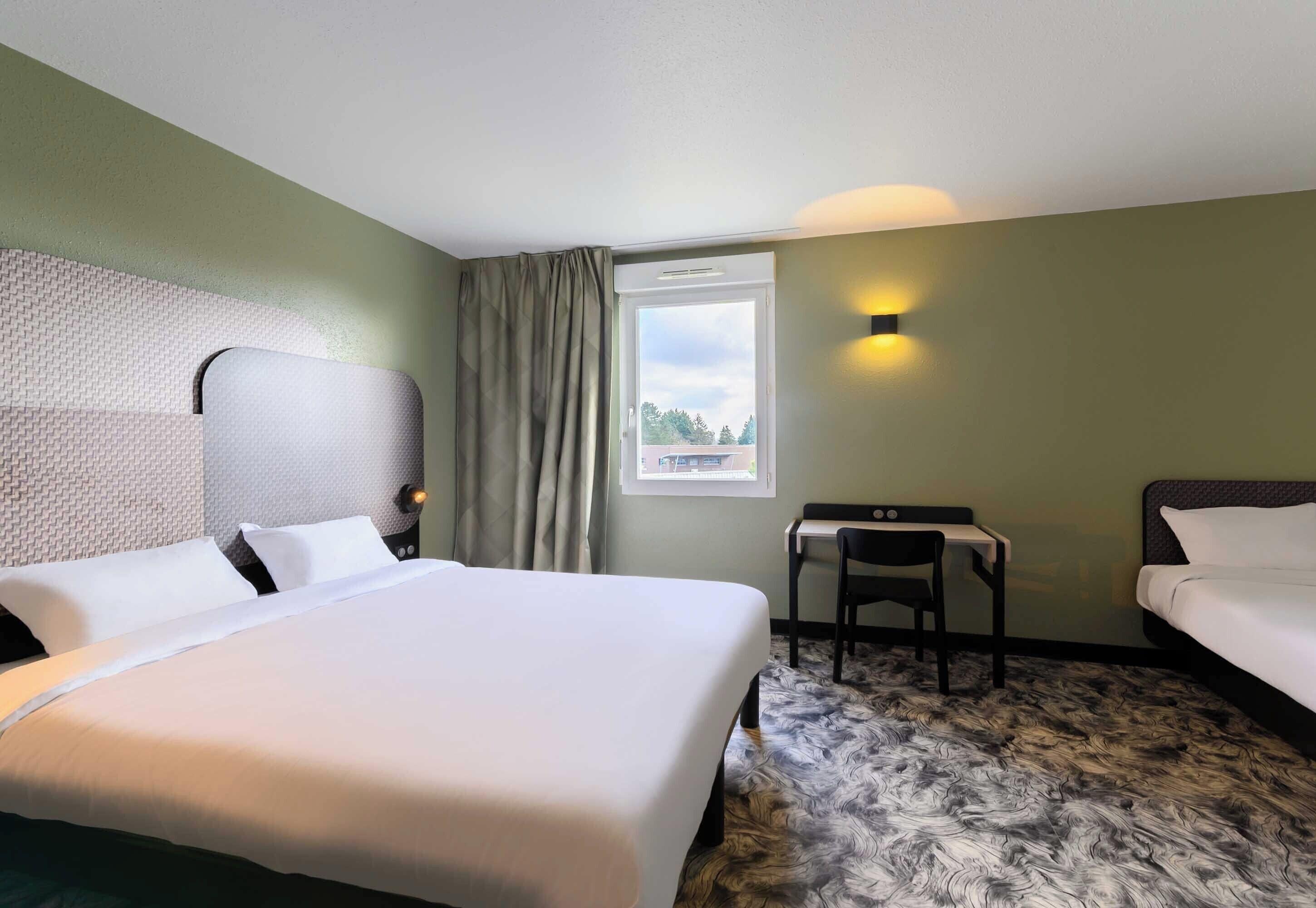 triple room | 1 bedroom, premium bedding, desk, soundproofing