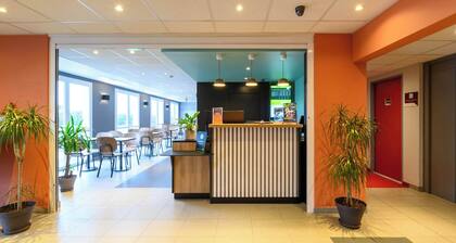 B&B HOTEL Compiègne Thourotte