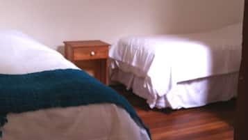 Twin Room | Peti besi dalam bilik, Wi-fi percuma