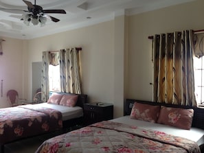 ファミリー ルーム | ミニバー、デスク、WiFi (無料)