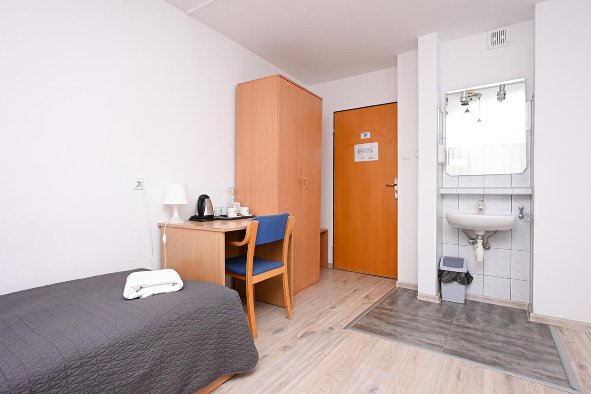 Double Room with Shared Bathroom