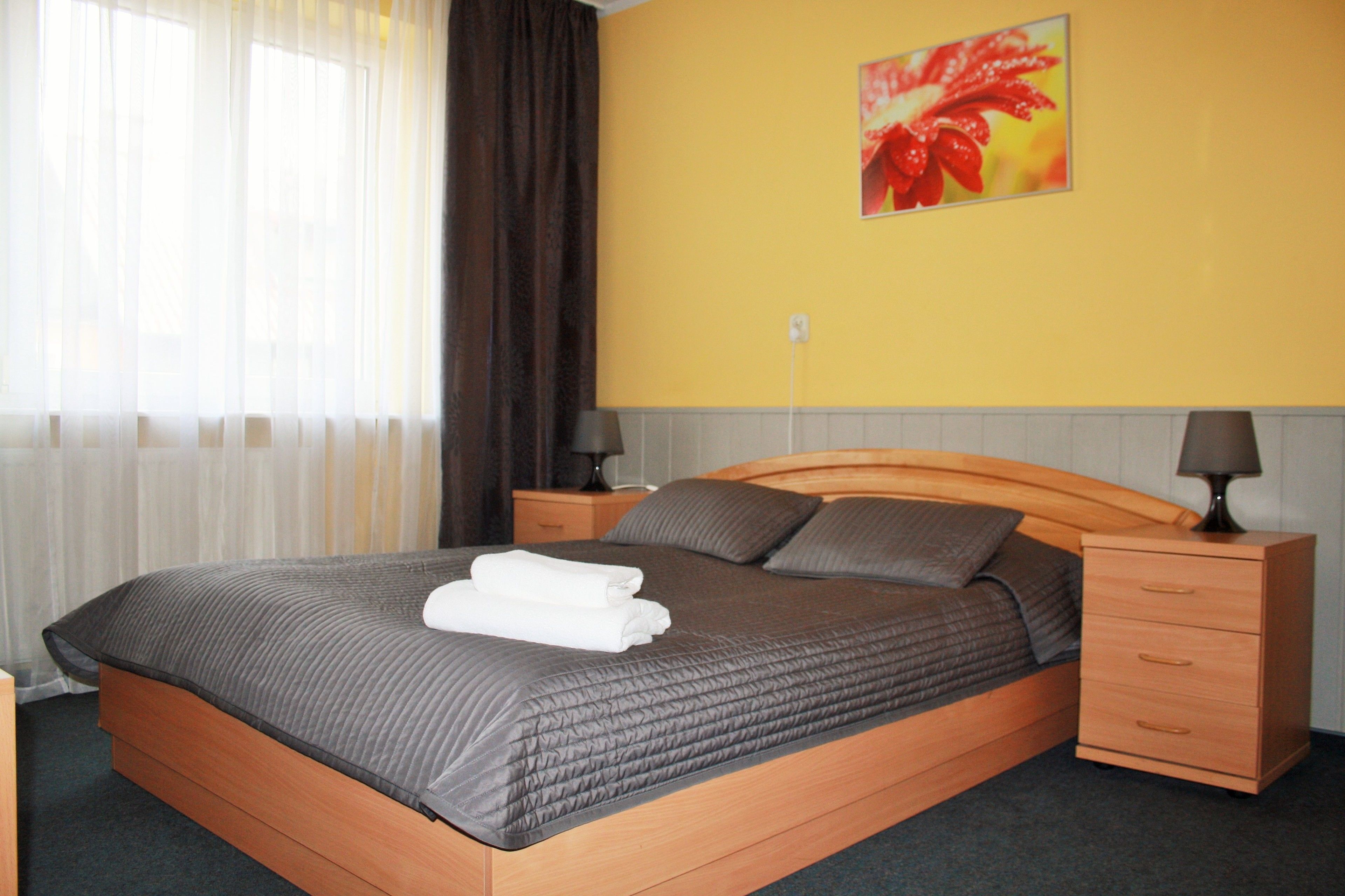 Economy Double Room, Ensuite | Premium bedding, desk, iron/ironing board, free cribs/infant beds
