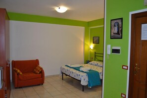 Standard Studio, 1 Bedroom | Free WiFi