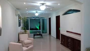 Entrada interior