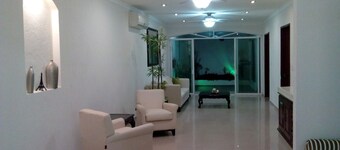 Hotel Ceo Group Malecon