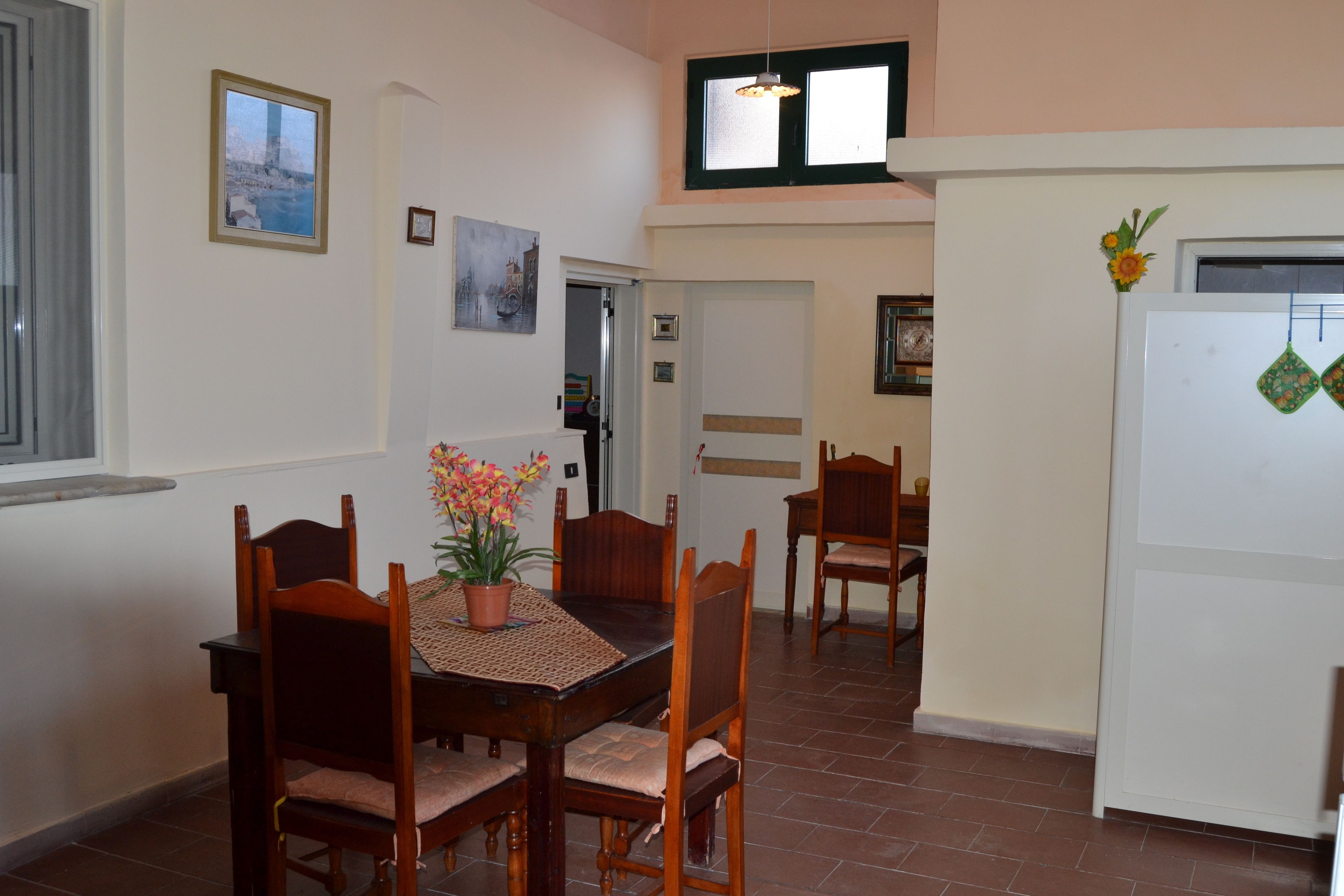 Panoramic-Apartment, 1 Schlafzimmer, Meerblick | Essbereich im Zimmer