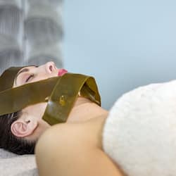 Couples treatment rooms, body treatments, aromatherapy