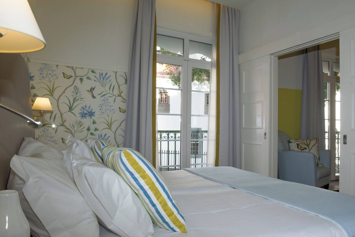 premium bedding, minibar, in-room safe, individually decorated