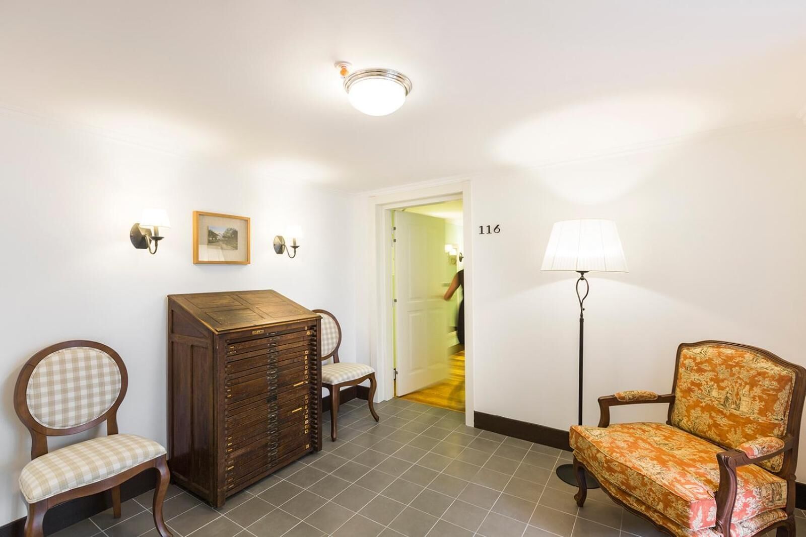 40-inch led tv with cable channels, tv