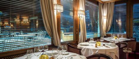 包每日自助早餐