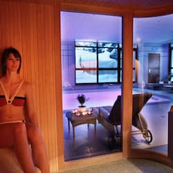 Sauna, steam room, Turkish bath/hammam, body treatments