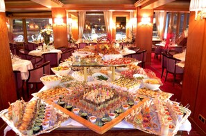 Buffet - Hôtel Christiania (Val-d'Isere)