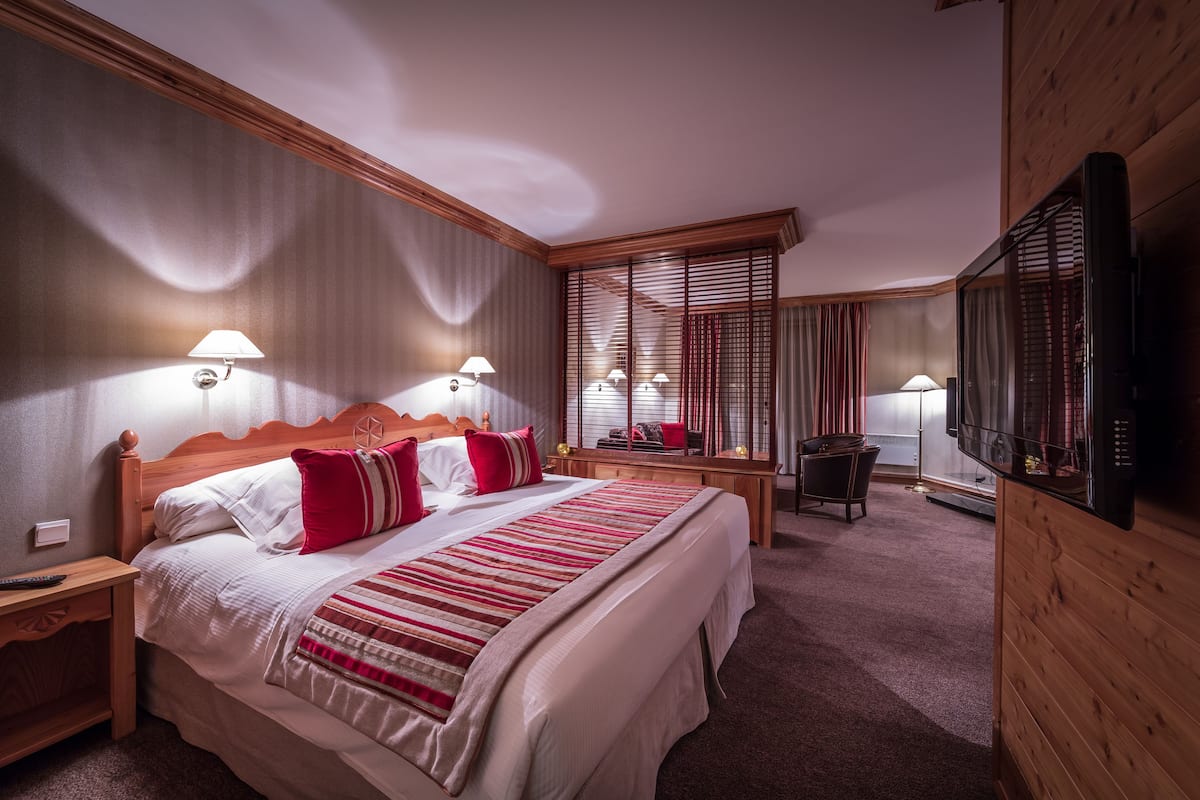Junior Double Room