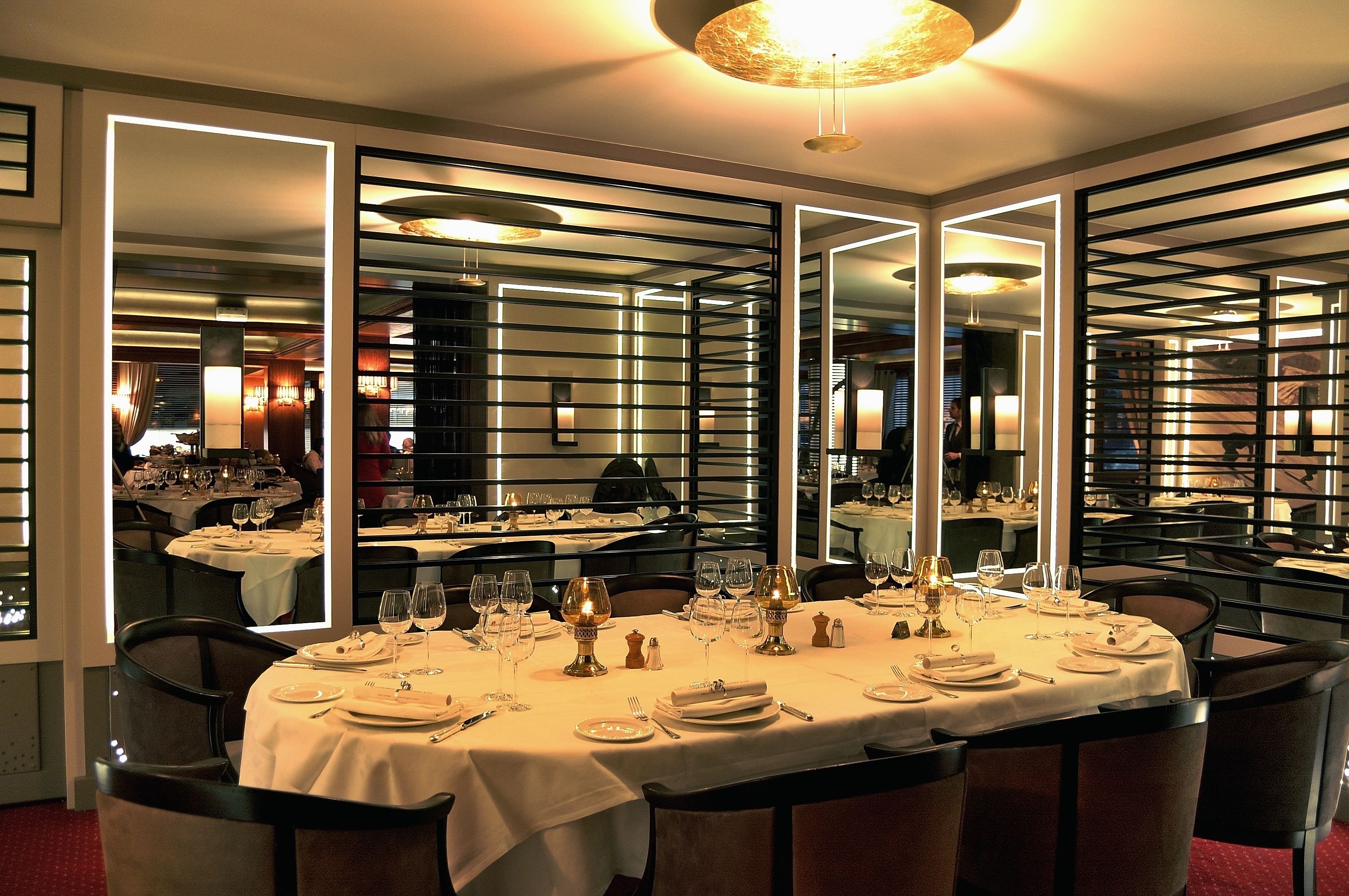 breakfast, lunch, dinner served; french cuisine