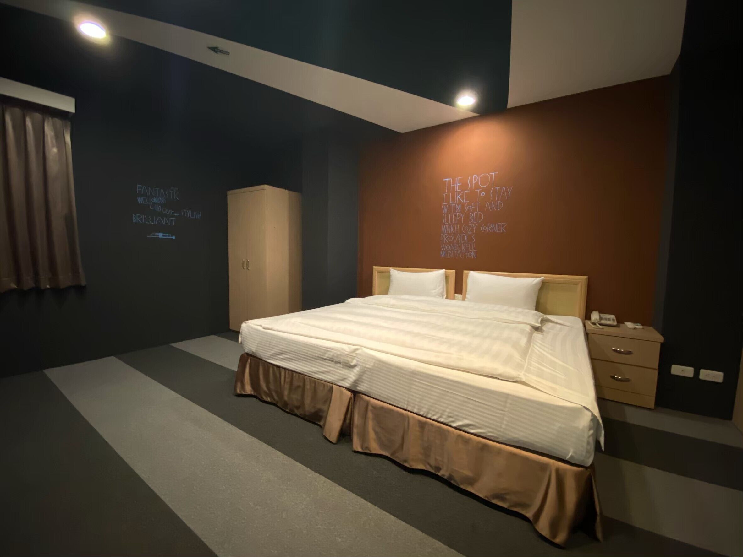 signature double room, 1 king bed | 1 bedroom, down duvets, blackout curtains, free wifi