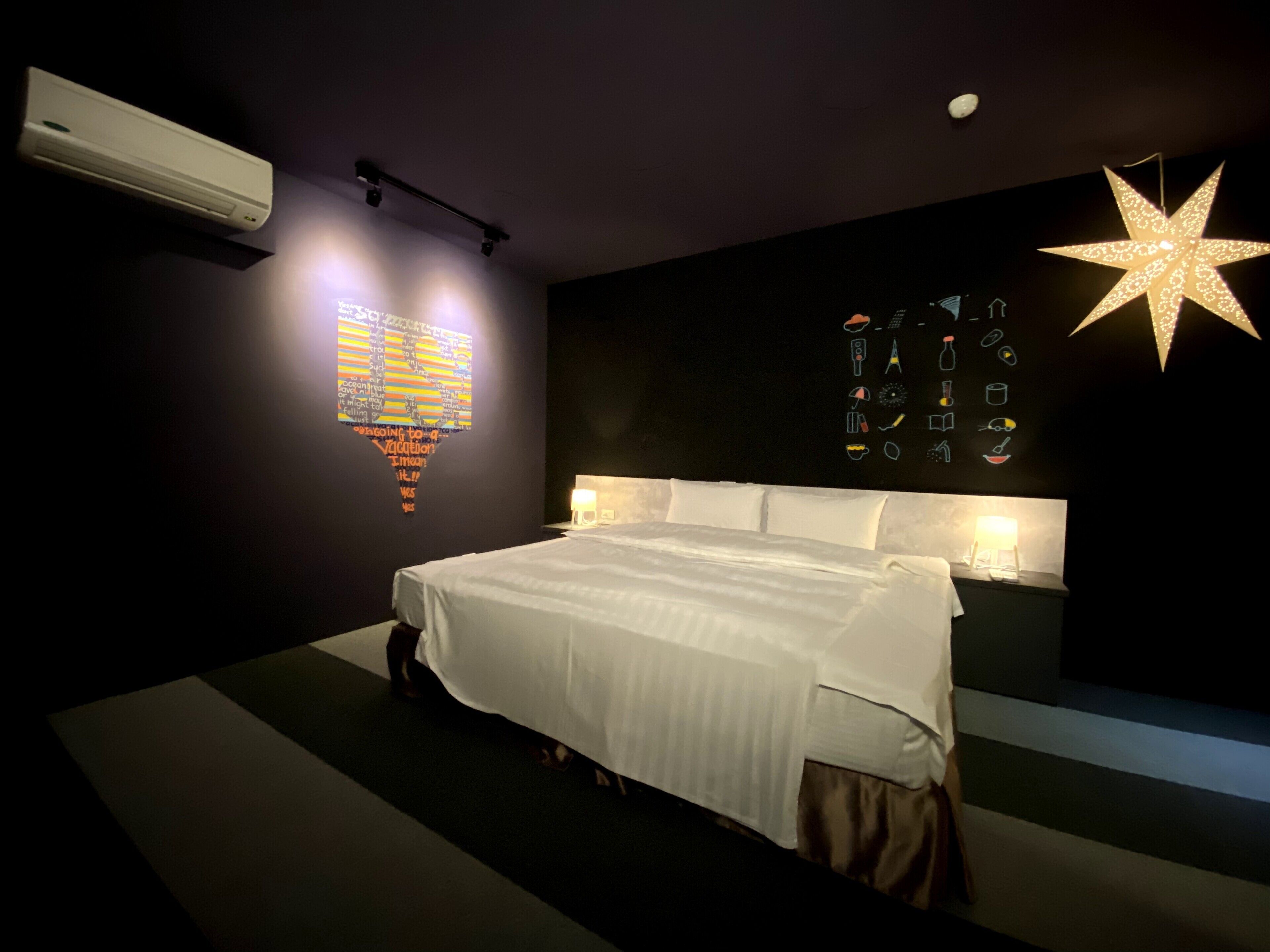 1 bedroom, down duvets, blackout curtains, free wifi