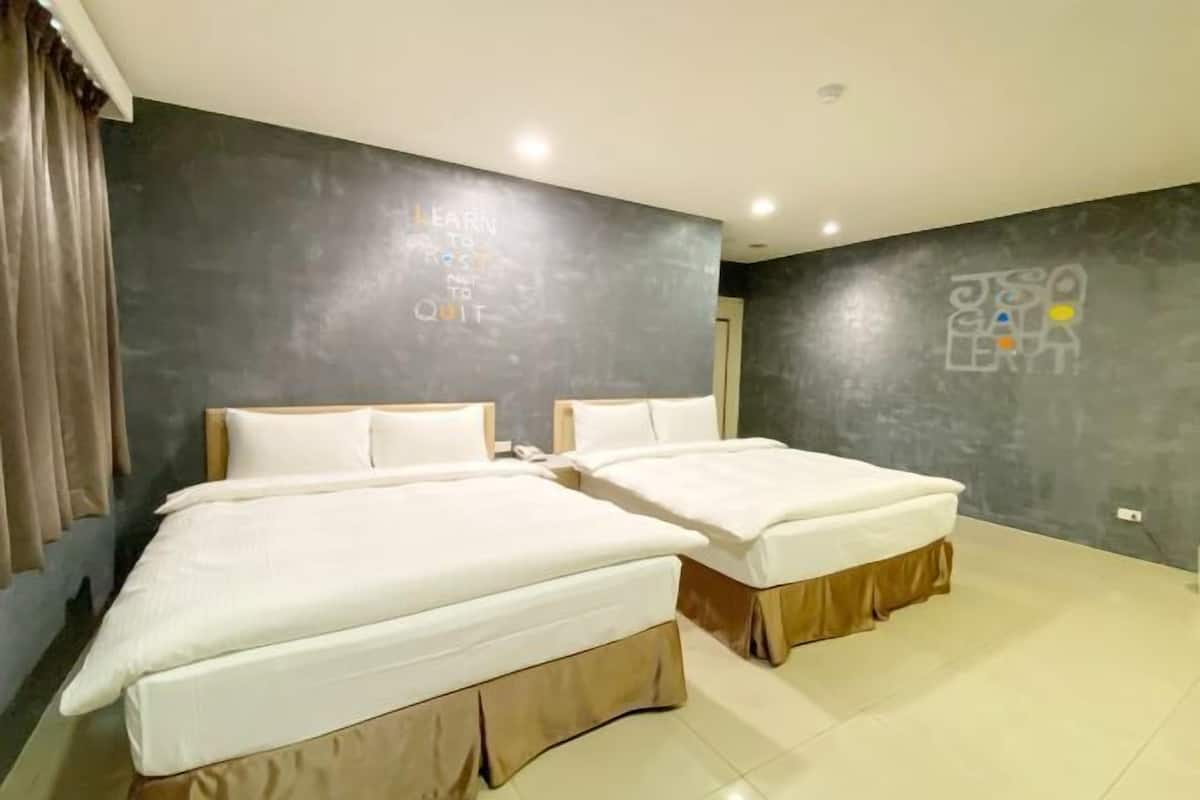 Daunenbettdecken, Verdunkelungsvorhänge, kostenloses WLAN, Bettwäsche