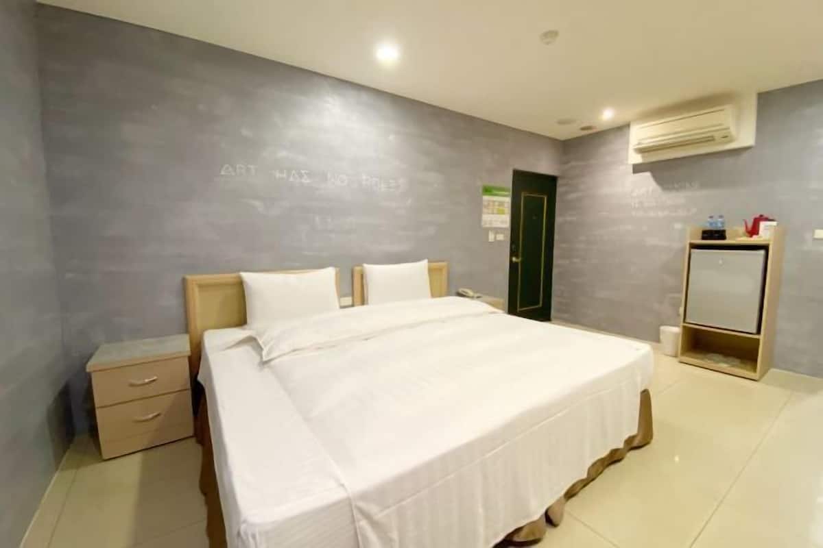 Daunenbettdecken, Verdunkelungsvorhänge, kostenloses WLAN, Bettwäsche