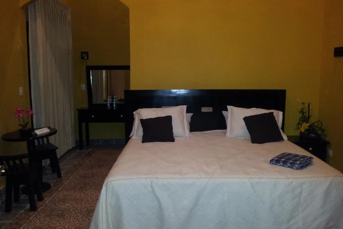 Junior Suite | Desk, free WiFi