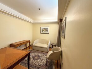 1 habitación, minibar y caja de seguridad en la habitación 