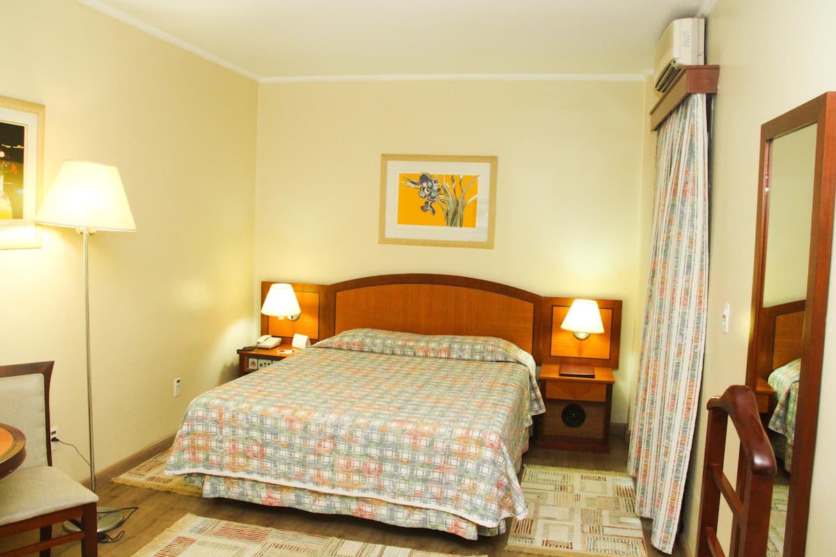 1 phòng ngủ, minibar, két bảo mật tại phòng