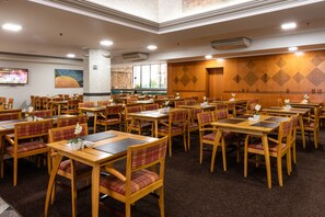 Aamiainen, lounas ja illallinen; brasilialainen keittiö 