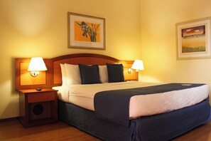 1 habitación, minibar y caja de seguridad en la habitación 